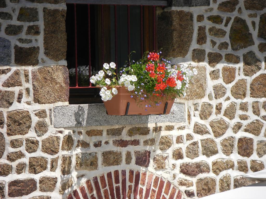 La Cloue Bed & Breakfast Sainte-Marie-du-Bois  Exterior photo